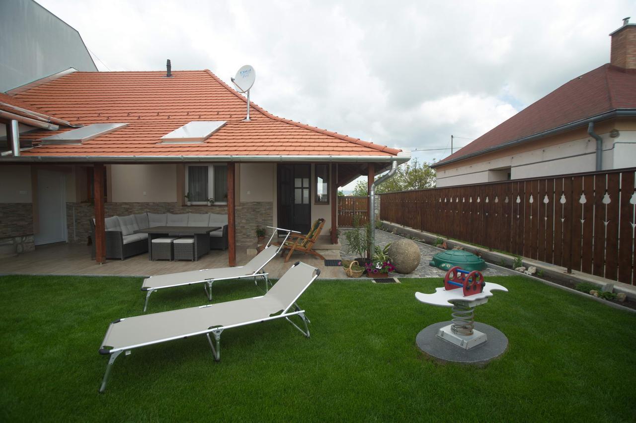 Holiday Home Podium Eger Exterior foto